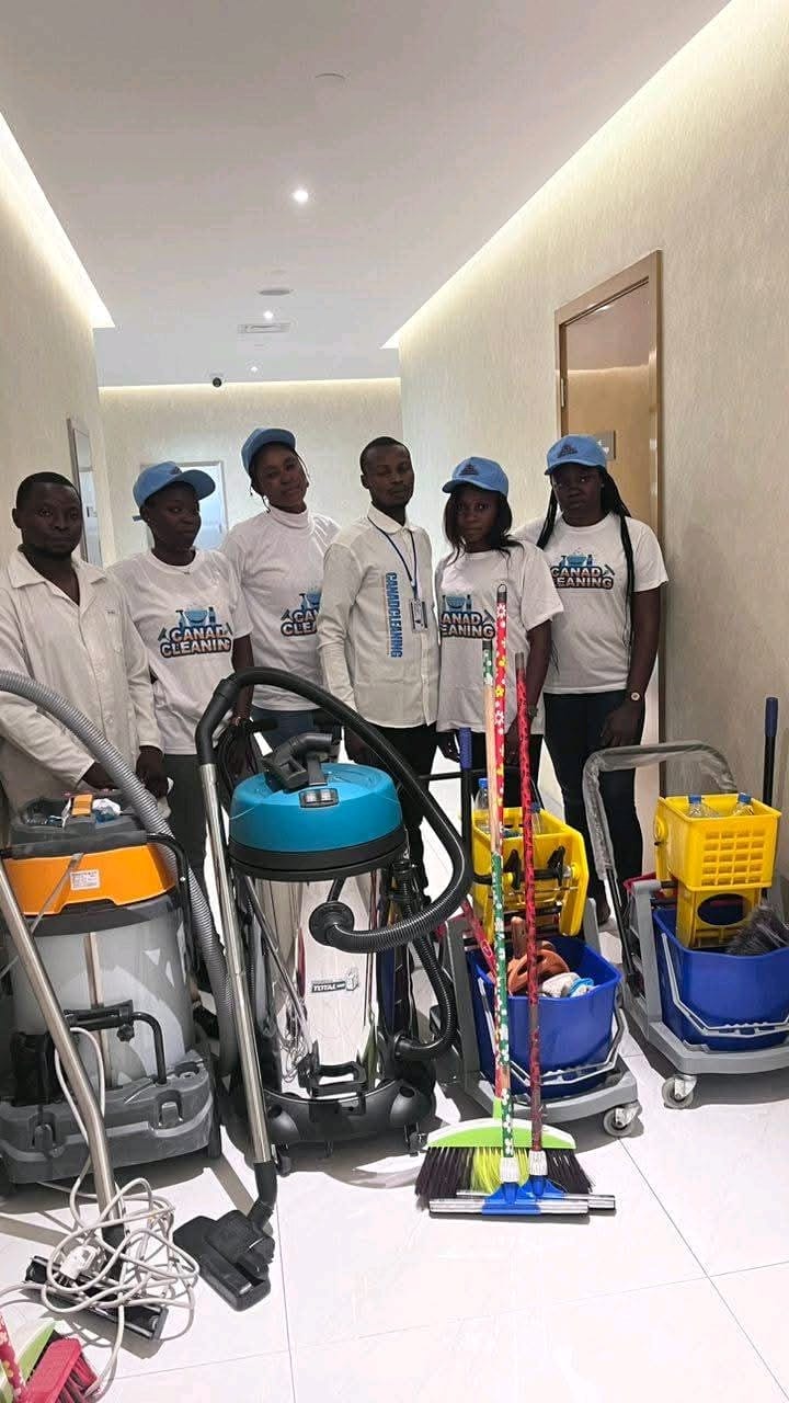 Équipe Canad Cleaning en action